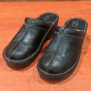 b.o.c. Black Leather Mules